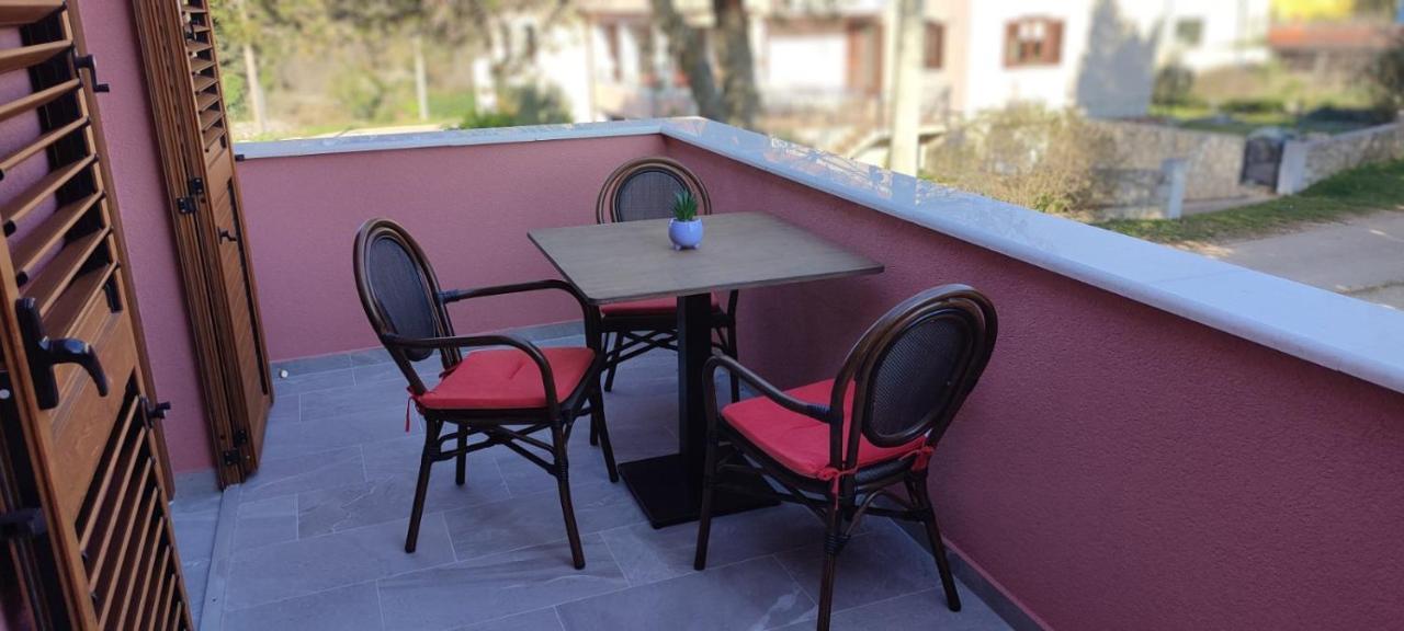 Sobe Bukaleta Loznati Bed & Breakfast Екстериор снимка